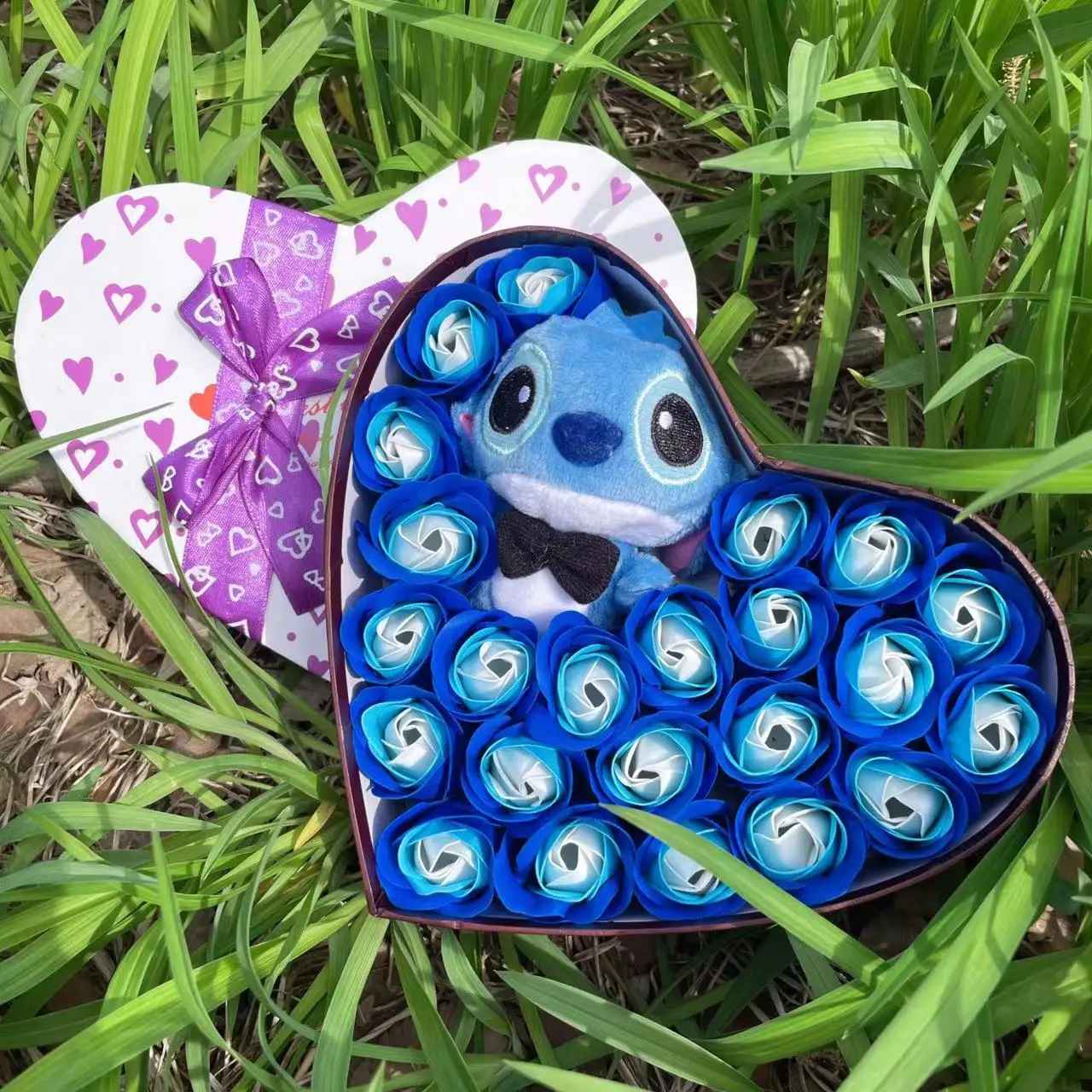 Bouquet Scatola cuore STITCH